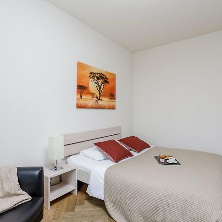 Swiss Star North End - Contactless Self Check-In Apartment Zurich Exterior photo